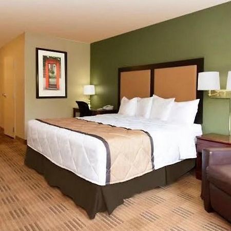 Mainstay Suites Chicago Hillside Zewnętrze zdjęcie