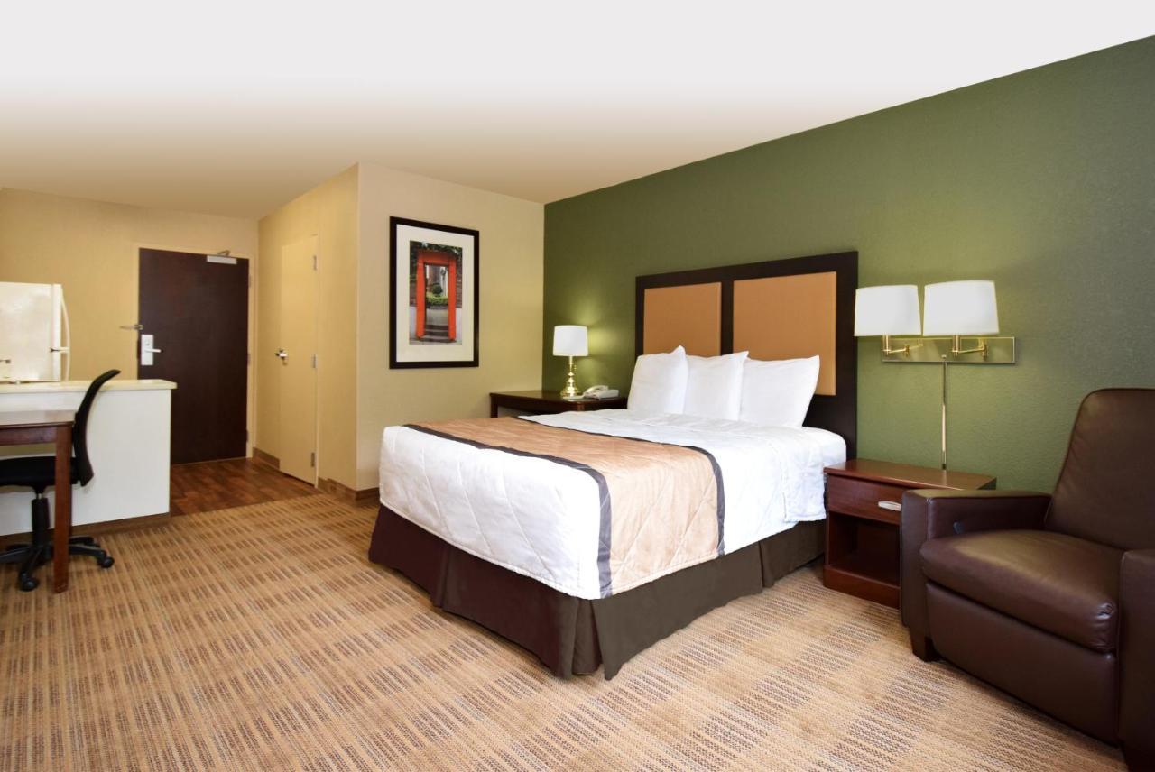 Mainstay Suites Chicago Hillside Zewnętrze zdjęcie