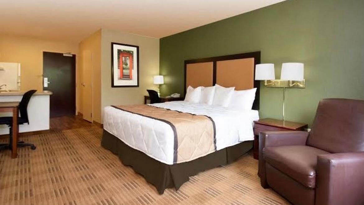 Mainstay Suites Chicago Hillside Zewnętrze zdjęcie
