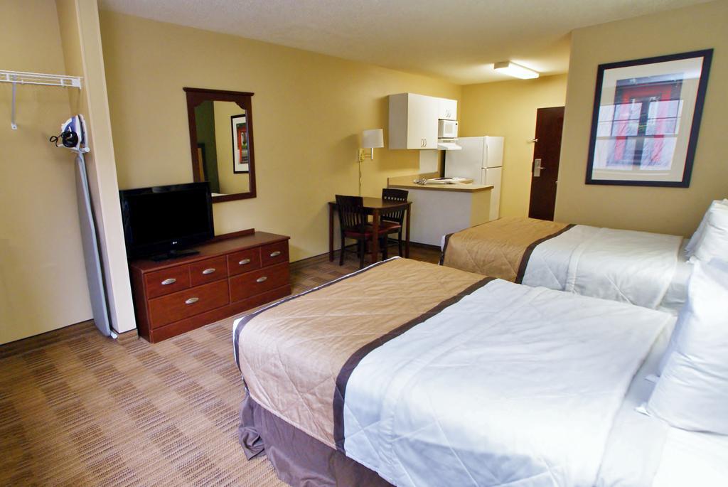 Mainstay Suites Chicago Hillside Zewnętrze zdjęcie
