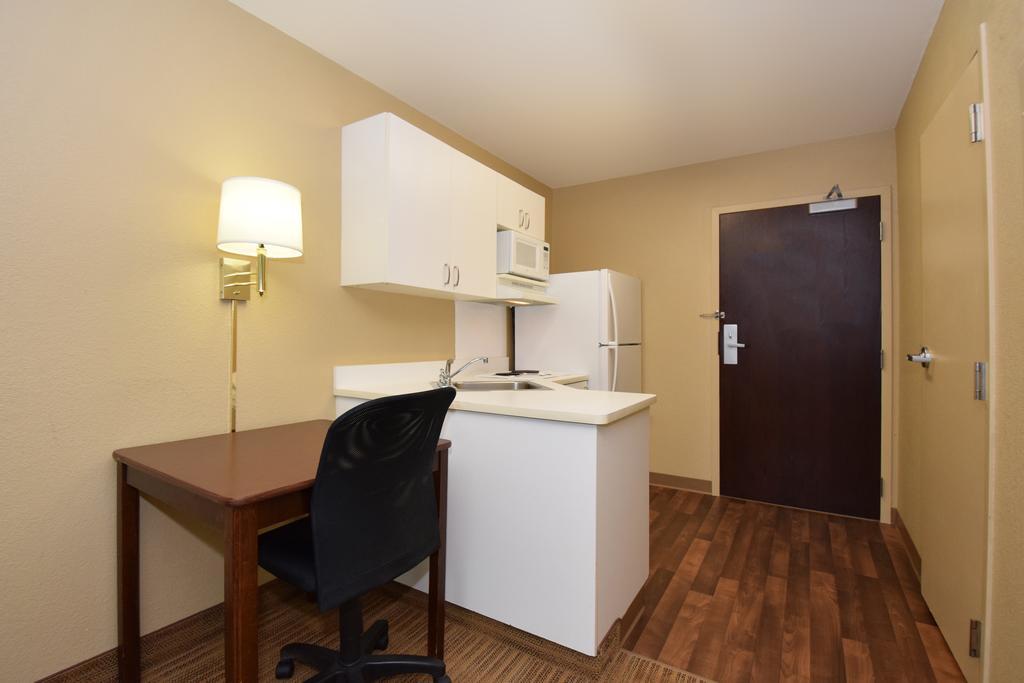 Mainstay Suites Chicago Hillside Zewnętrze zdjęcie
