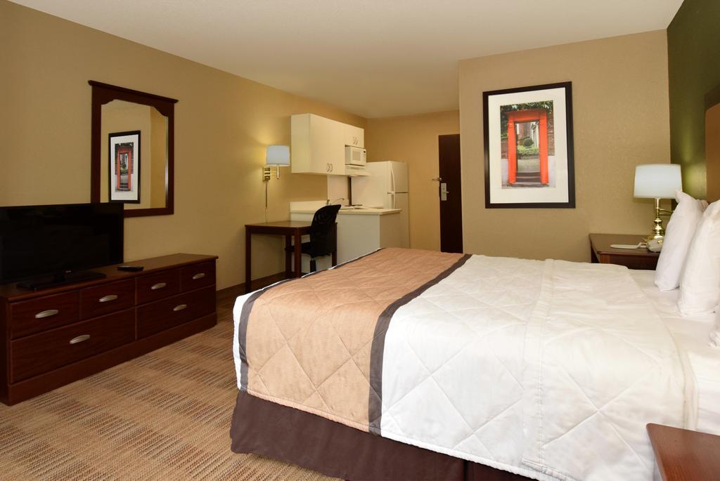 Mainstay Suites Chicago Hillside Zewnętrze zdjęcie