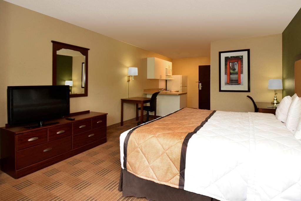 Mainstay Suites Chicago Hillside Zewnętrze zdjęcie