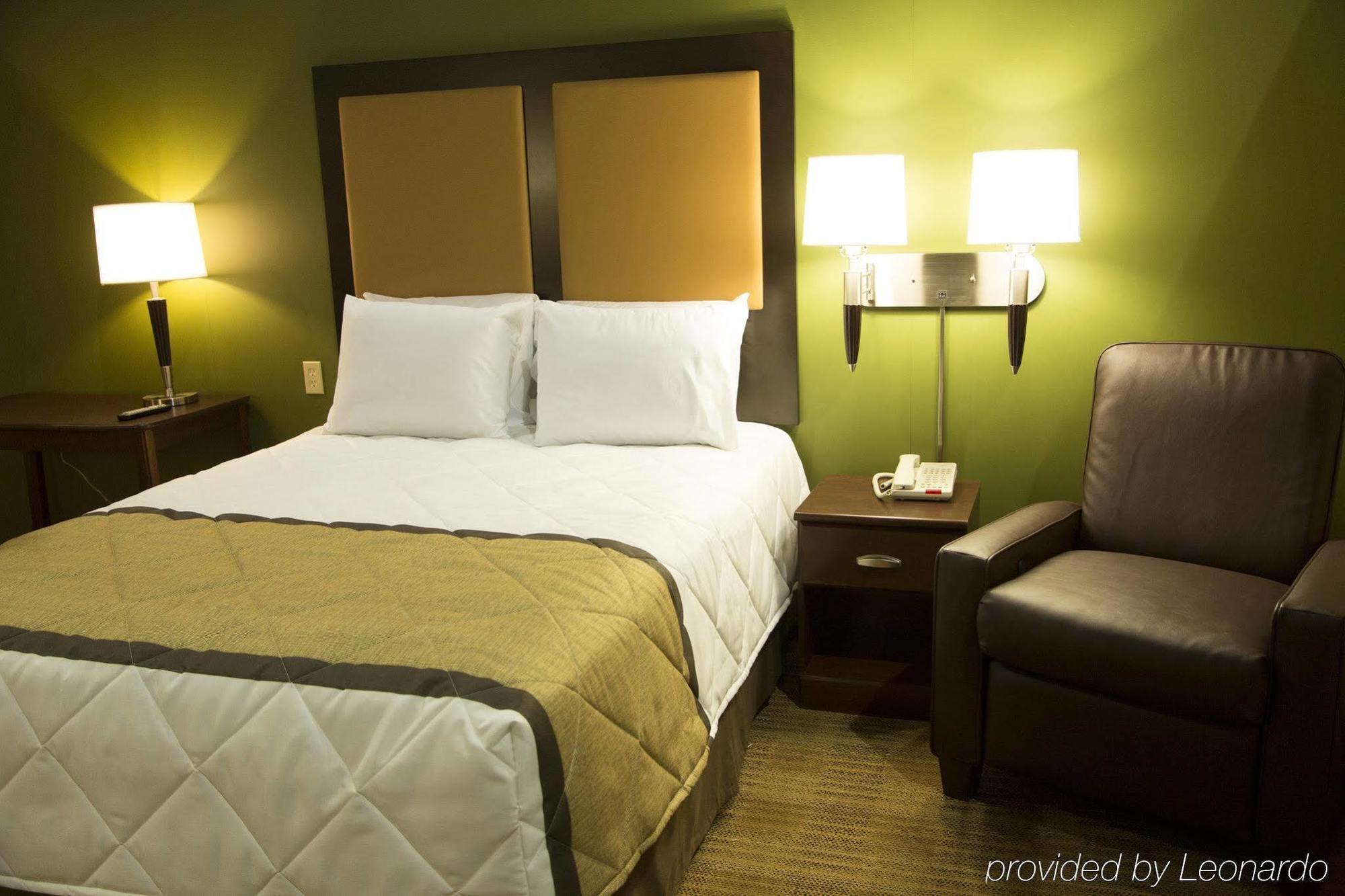 Mainstay Suites Chicago Hillside Zewnętrze zdjęcie