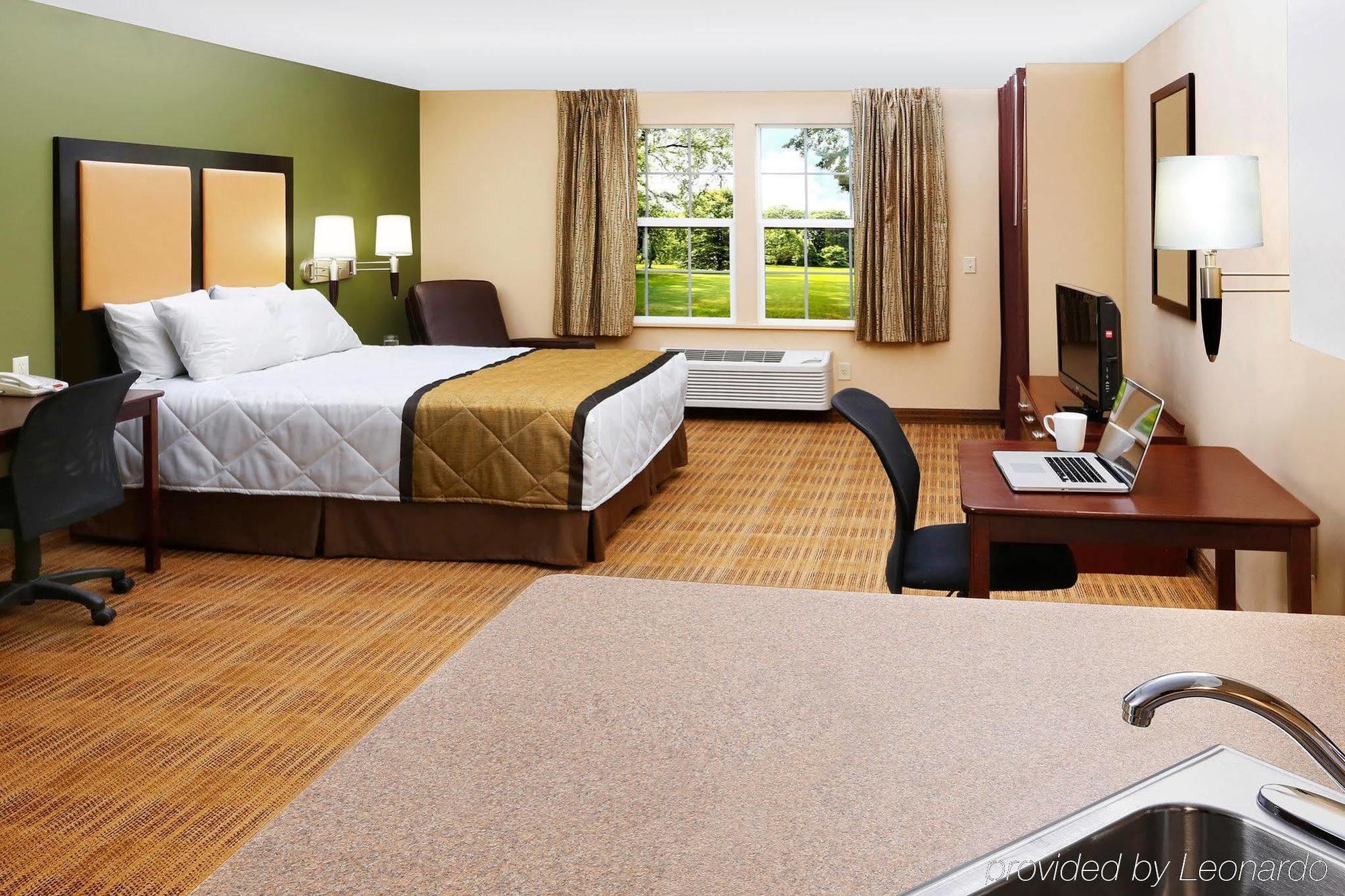 Mainstay Suites Chicago Hillside Zewnętrze zdjęcie